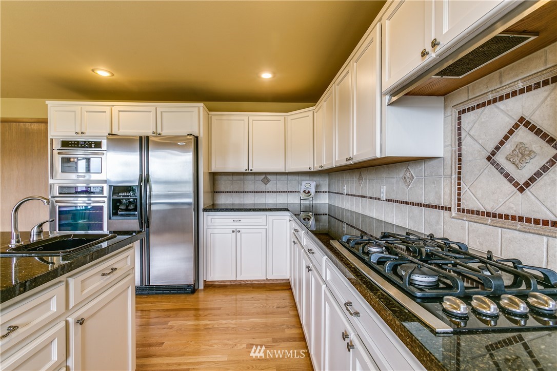 214 Sea Pines Road Bellingham, WA 98229 - Photo 6 of 23