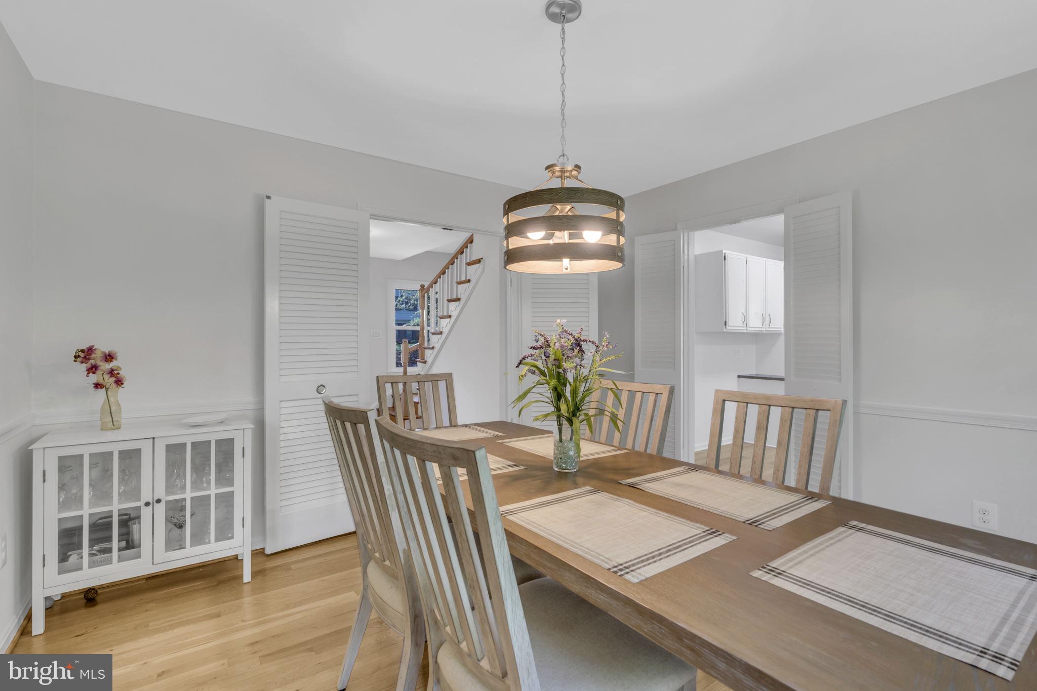 1533 Arbor View Road Silver Spring, MD 20902 - Photo 11 of 37 Transition into the kitchen