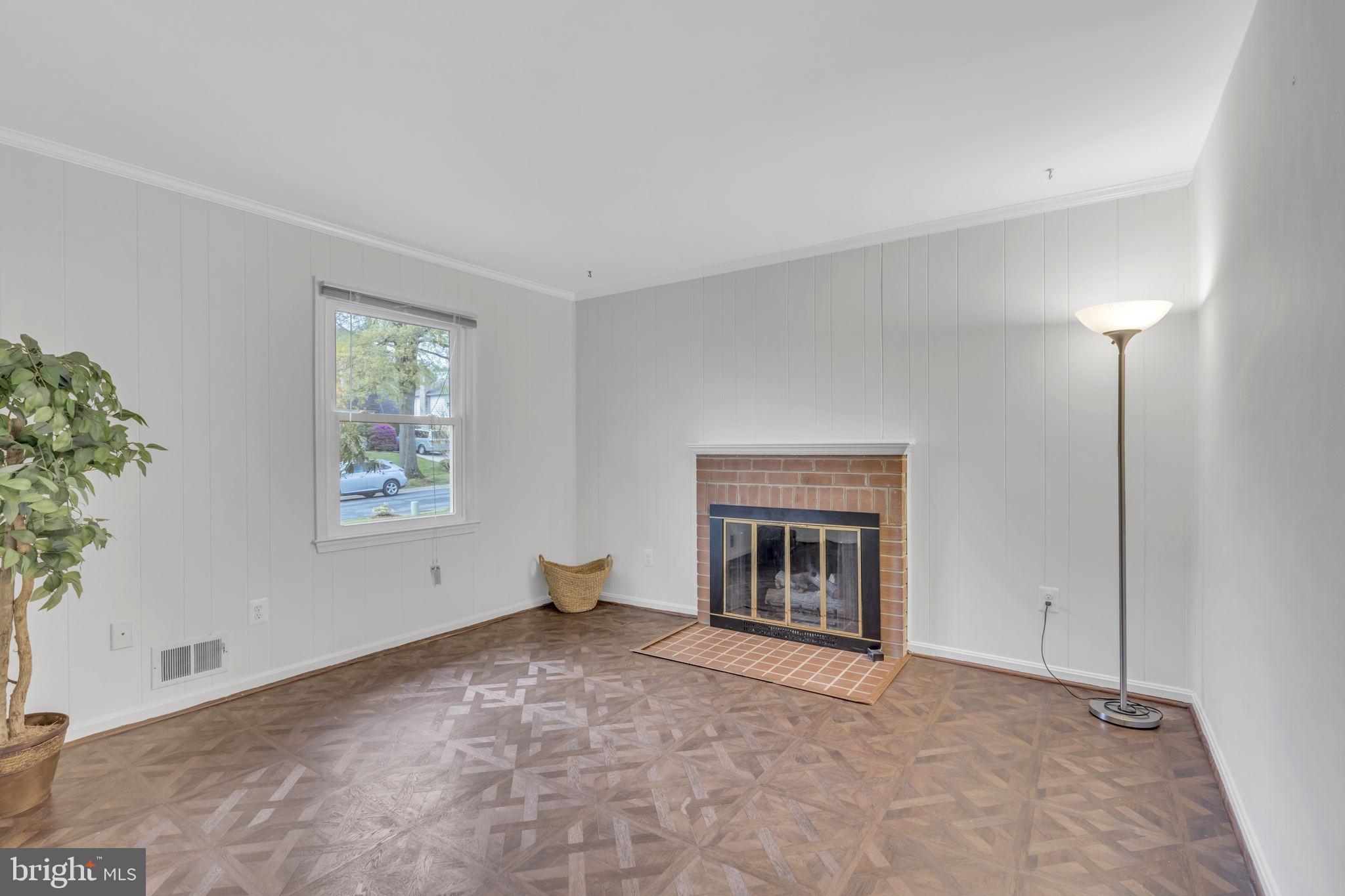 1533 Arbor View Road Silver Spring, MD 20902 - Photo 18 of 37 Spacious den/office with gas fireplace