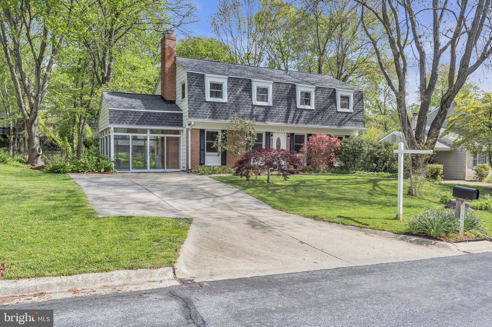 1533 Arbor View Road Silver Spring, MD 20902 - Photo 4 of 37 Large driveway for off street parking