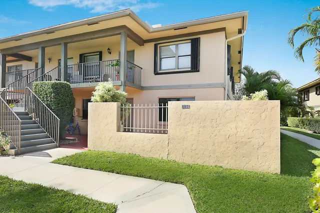 $330,000 | 3114 Southwest 20th Terrace, Unit 23A1, Delray Beach, FL 33445