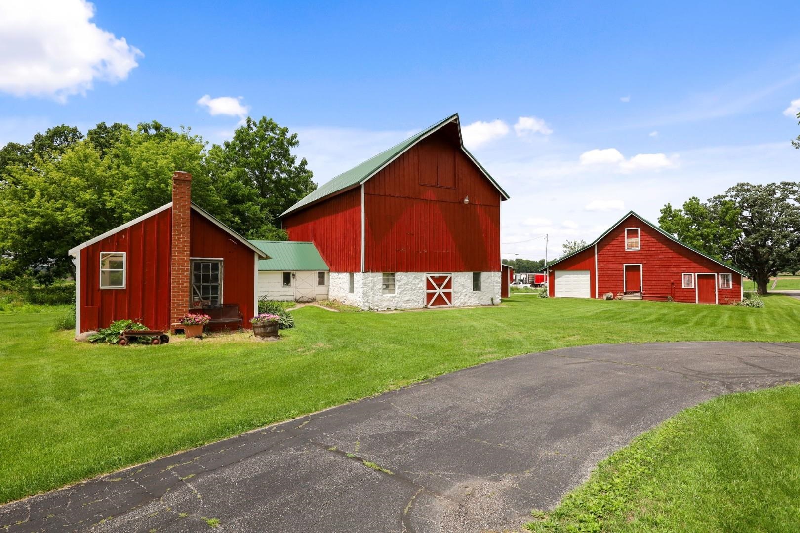 N3301 Asje Road Cambridge, WI 53523 - Photo 64 of 90