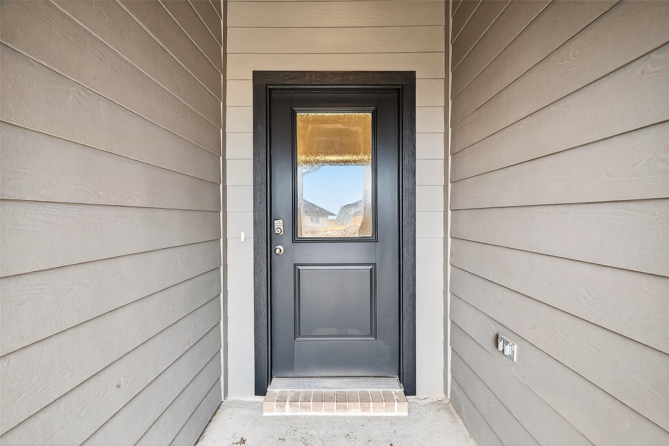 5927 Orchid Crst Lane Rosenberg, TX 77469 - Photo 4 of 40 Covered Entryway