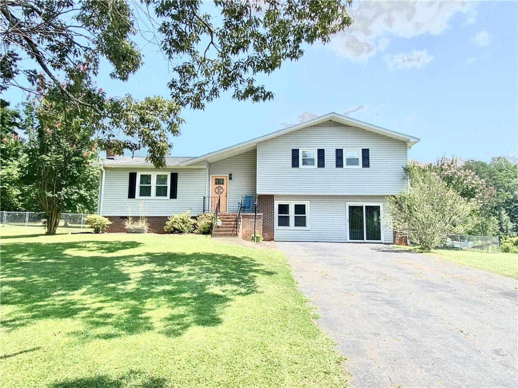 247 Carrie Road Liberty, SC 29657 - Photo 1 of 31 Gallery Image 1