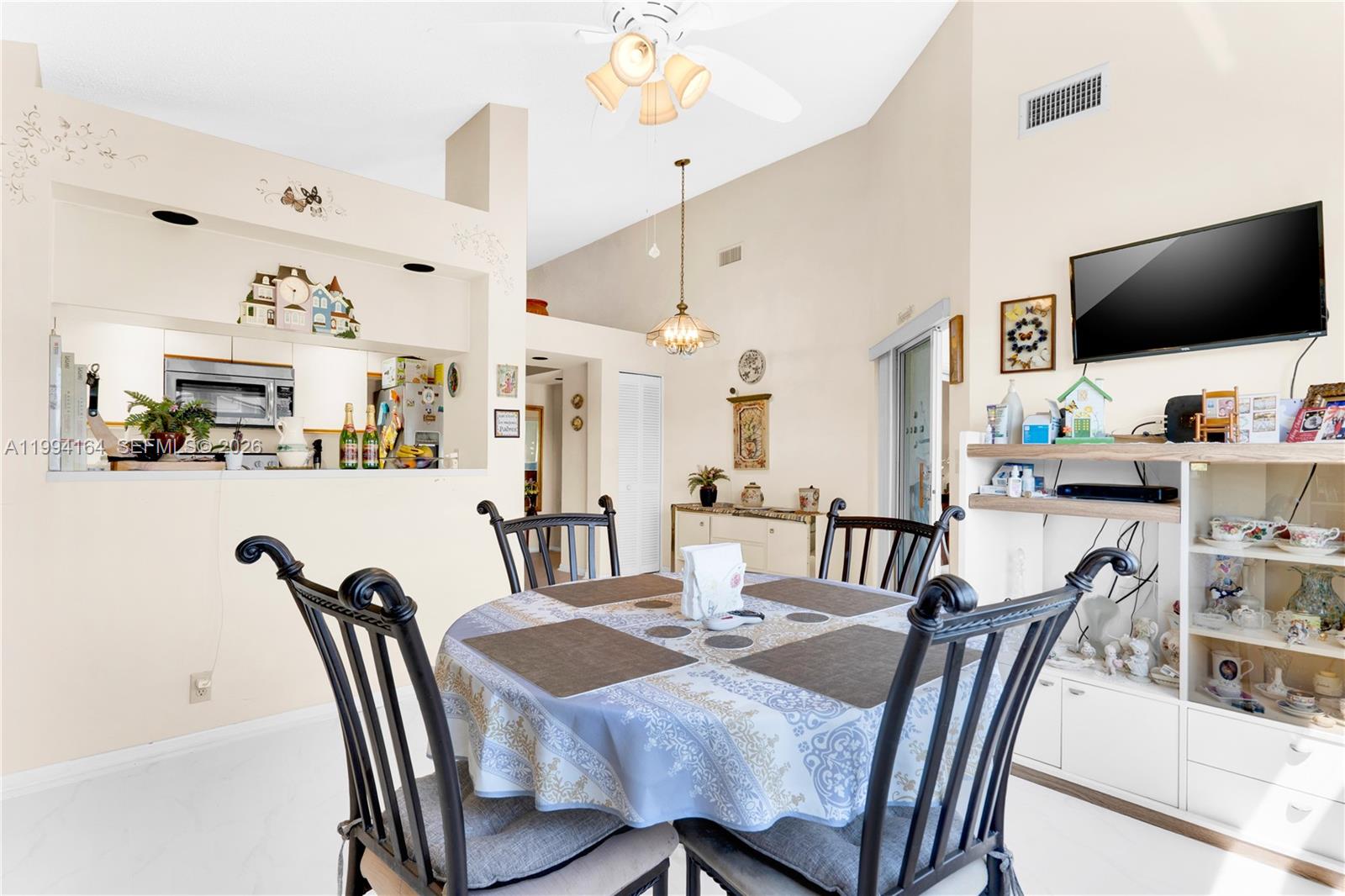 11184 Sangria Court Boca Raton, FL 33498 - Photo 19 of 38 Gallery Image 19