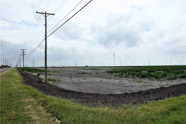 $8,549,050 | 0 Hwy 181 Cr, Taft, TX 78390