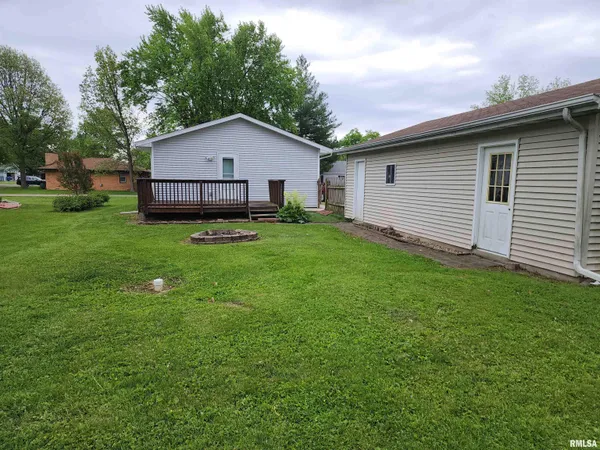 $172,900 | 505 Northeast 3rd Street, Atlanta, IL 61723