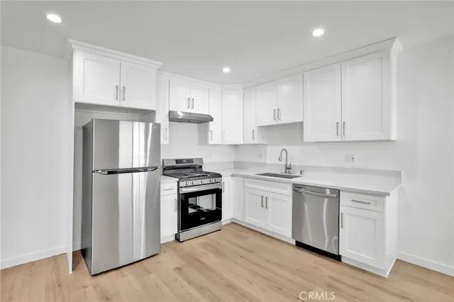 $2,150 | 13018 Valleyheart Drive, Unit 4, Studio City, CA 91604