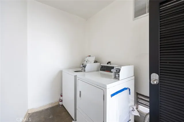 $2,150 | 13018 Valleyheart Drive, Unit 4, Studio City, CA 91604