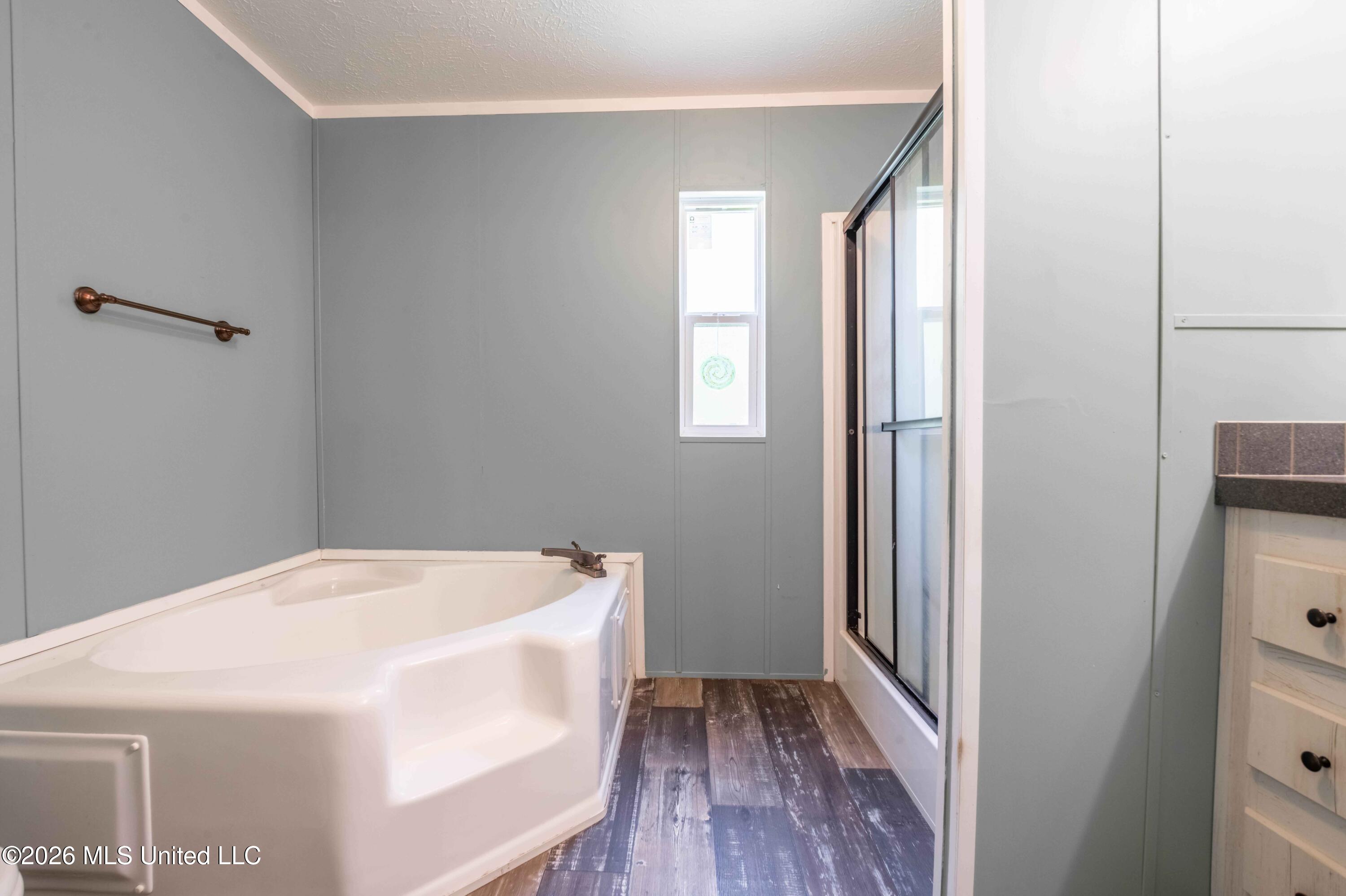 2 Valley View Road Byhalia, MS 38611 - Photo 17 of 26 Interior-12
