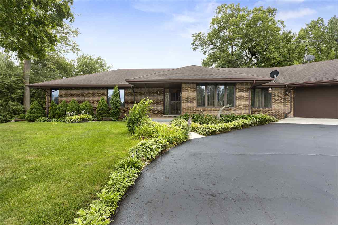 175 Shadow Ridge Lane Rockford, IL 61107 - Photo 2 of 36 Gallery Image 2