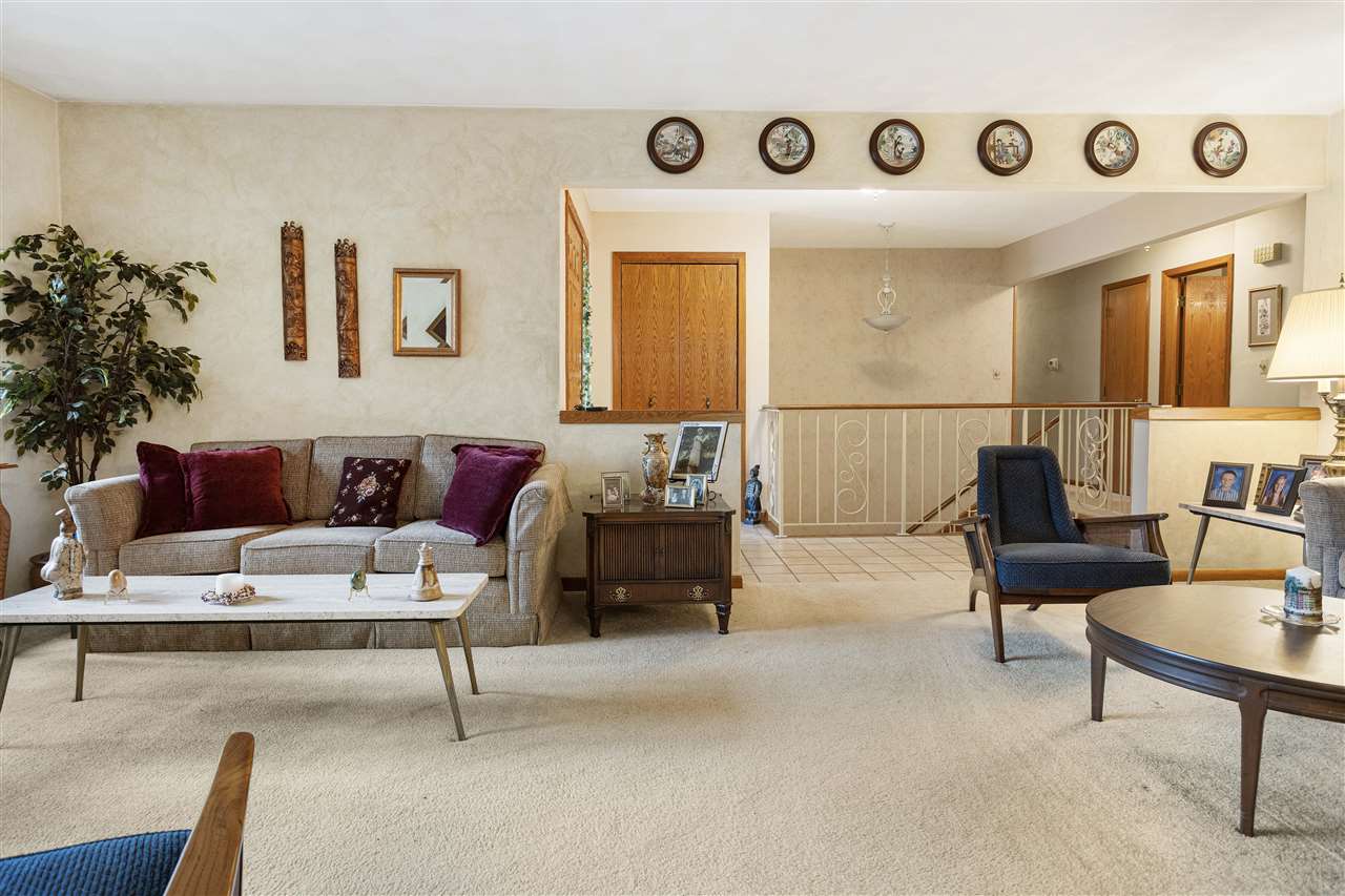 175 Shadow Ridge Lane Rockford, IL 61107 - Photo 7 of 36 Gallery Image 7