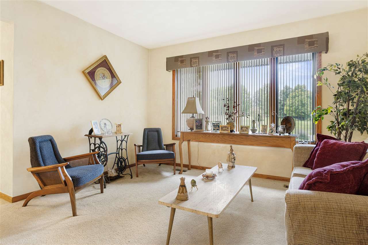 175 Shadow Ridge Lane Rockford, IL 61107 - Photo 8 of 36 Gallery Image 8