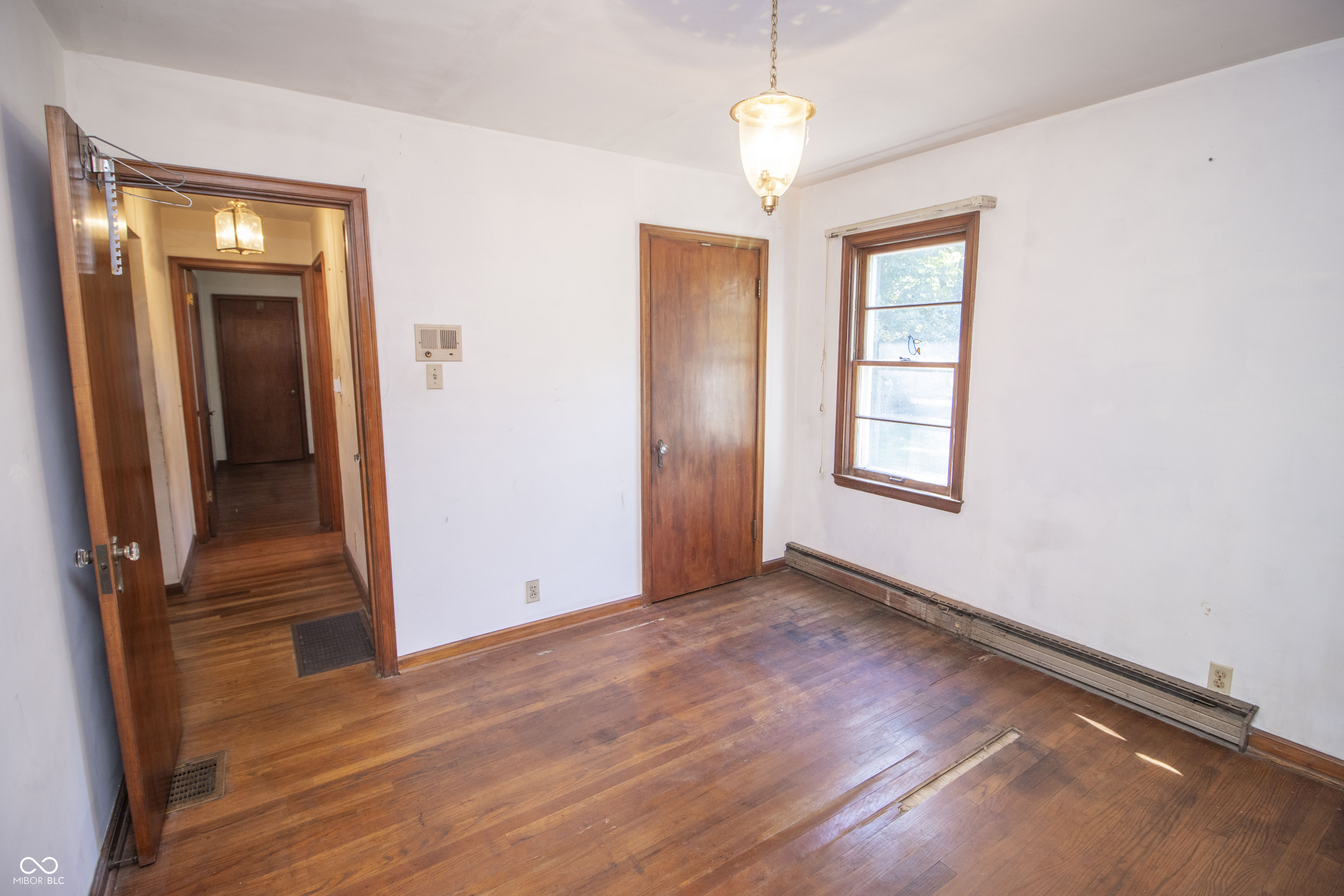 6040 South High School Road Indianapolis, IN 46221 - Photo 18 of 30