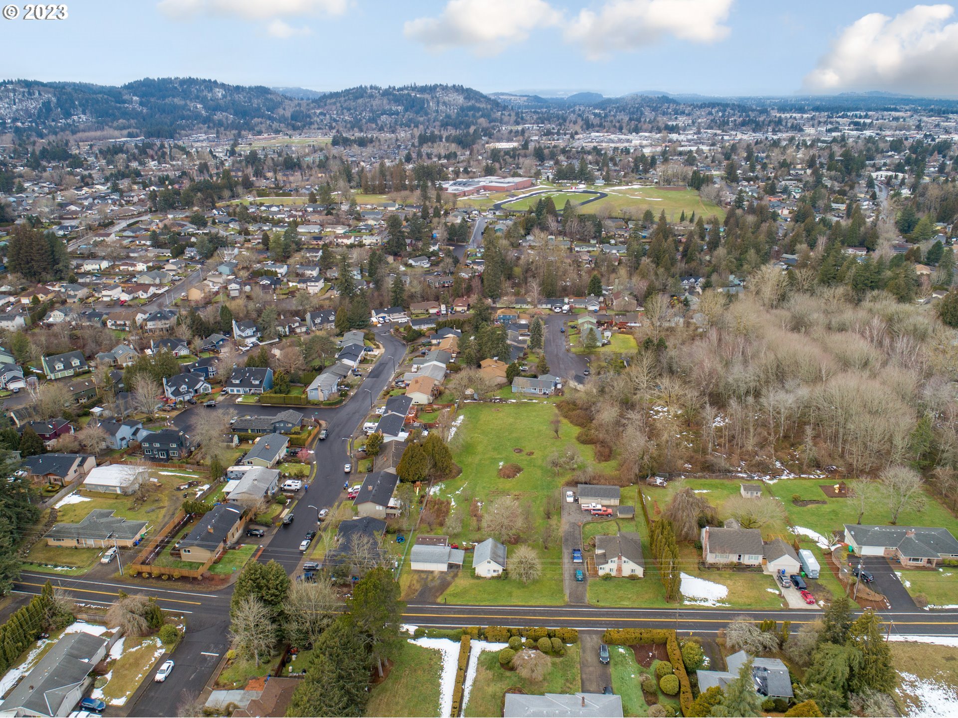 425 Southeast Williams Road Gresham, OR 97080 - Photo 25 of 30 an aerial view of a house with a yard