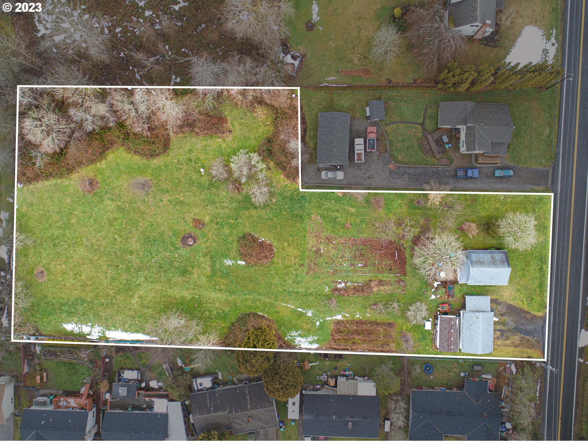 425 Southeast Williams Road Gresham, OR 97080 - Photo 26 of 30 a view of water from a balcony