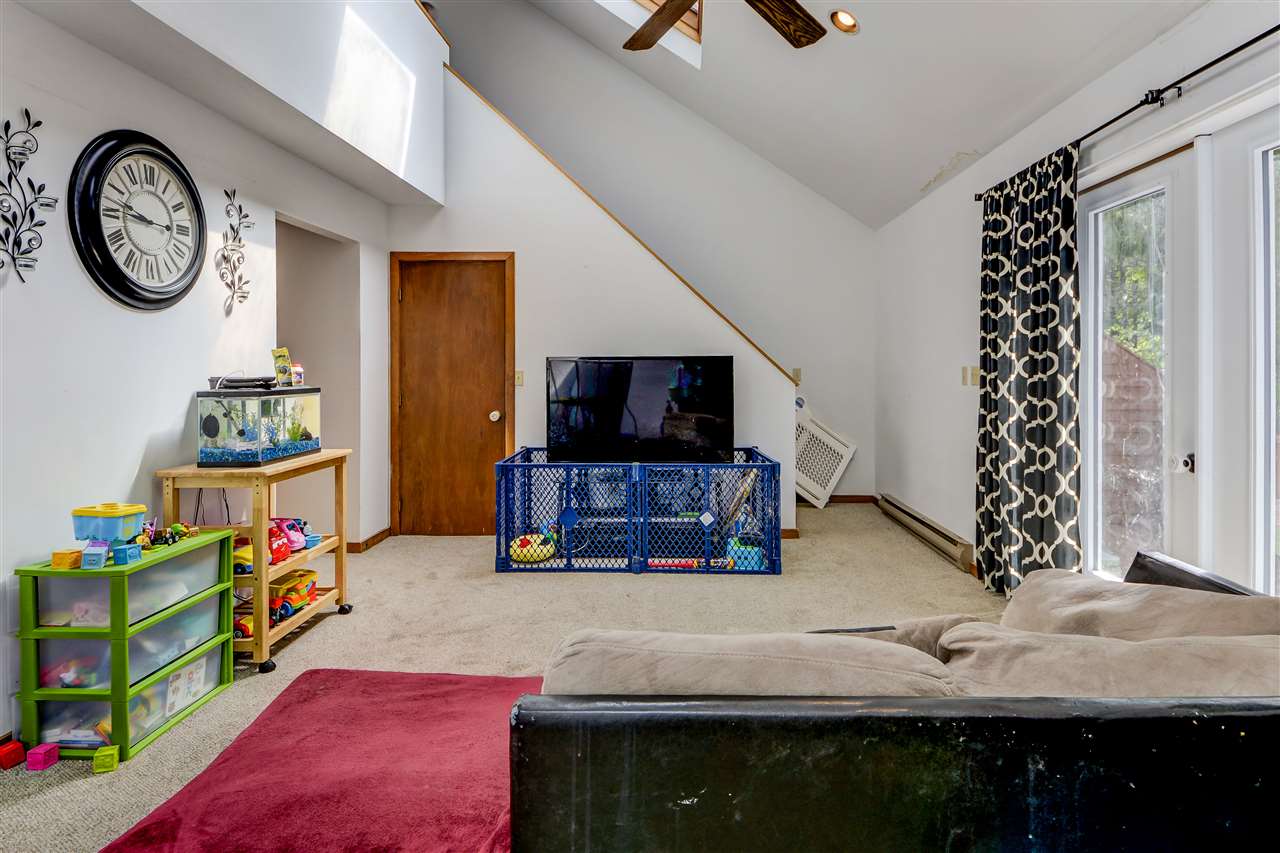 31 Webster Road, Unit 3A Conway, NH 03813 - Photo 6 of 39