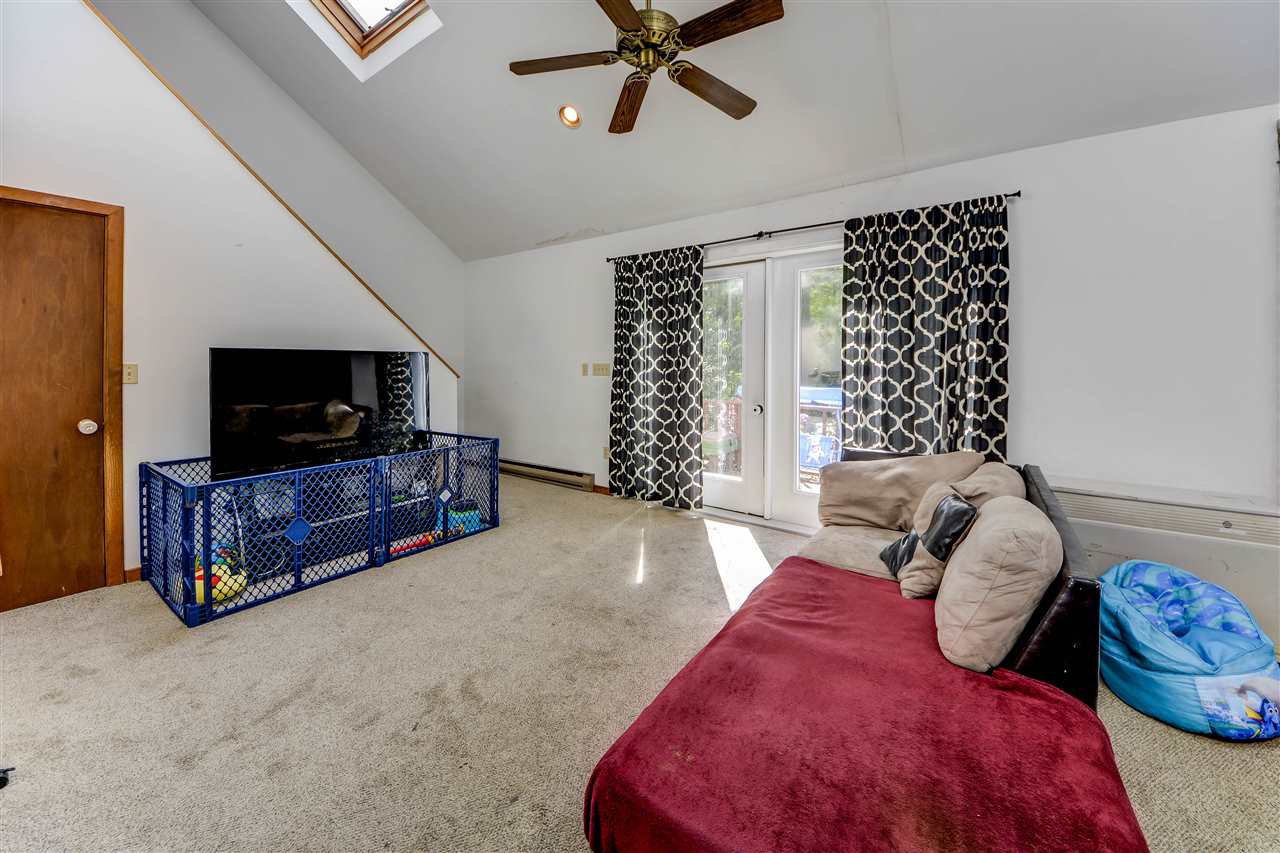 31 Webster Road, Unit 3A Conway, NH 03813 - Photo 7 of 39
