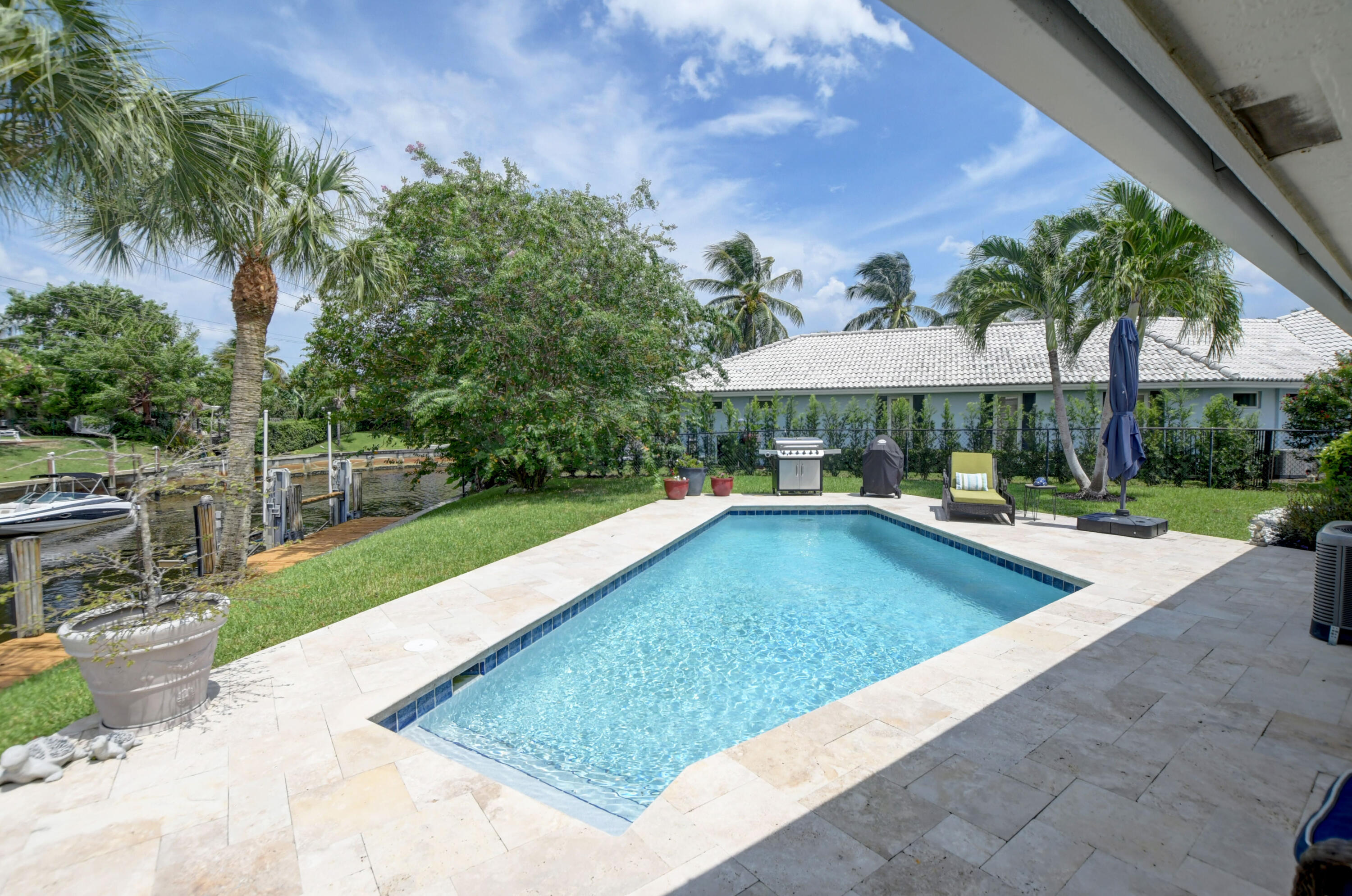 800 Walnut Terrace Boca Raton, FL 33486 - Photo 18 of 21 23