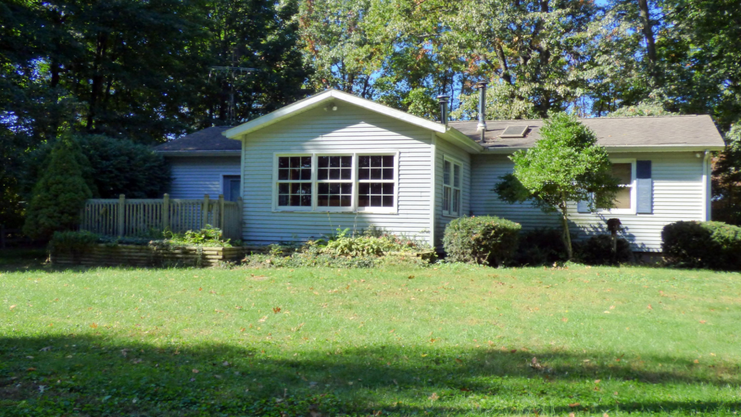 86763 60th Street Decatur, MI 49045 - Photo 12 of 27 P1070827