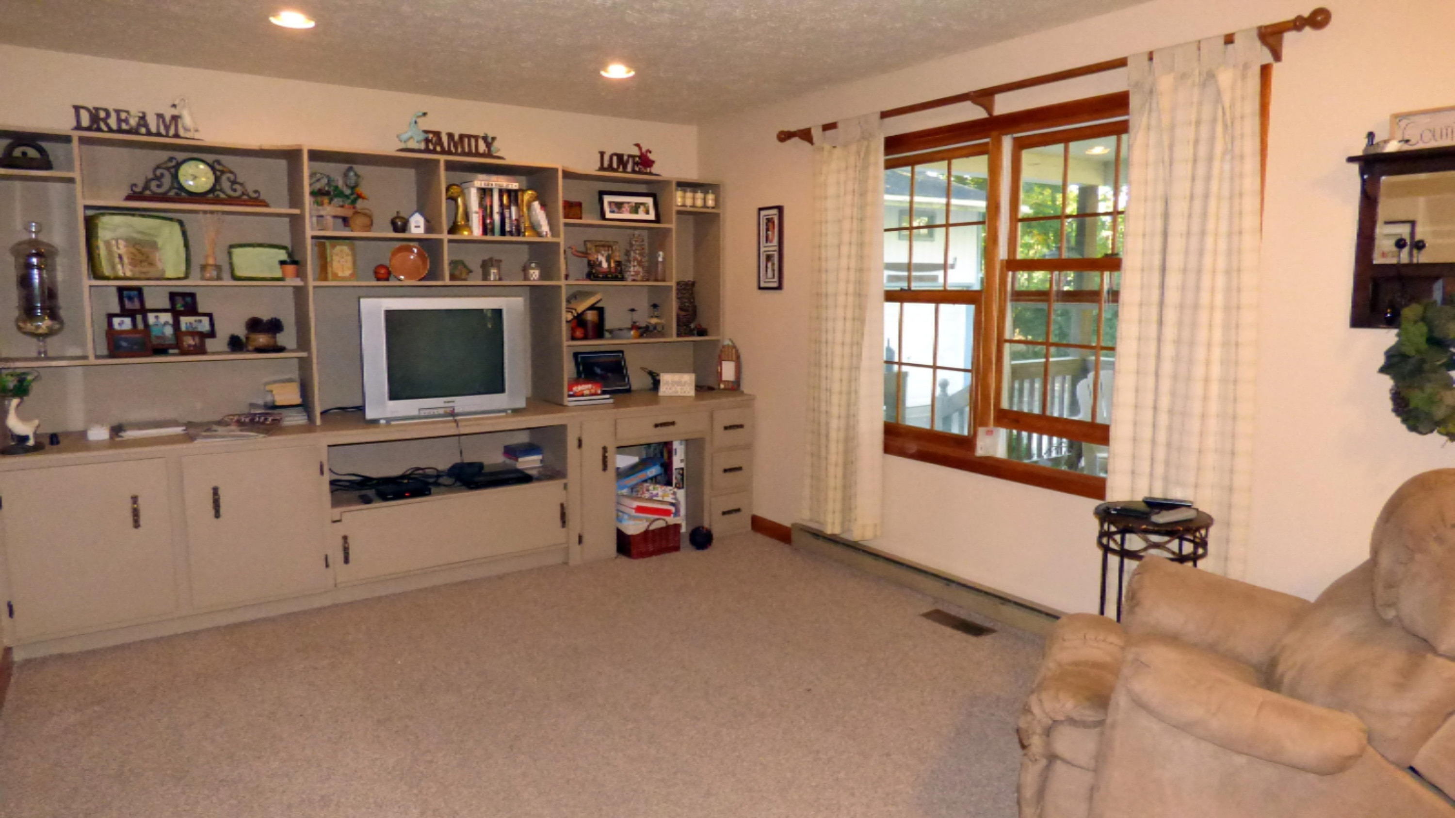 86763 60th Street Decatur, MI 49045 - Photo 2 of 27 P1070830