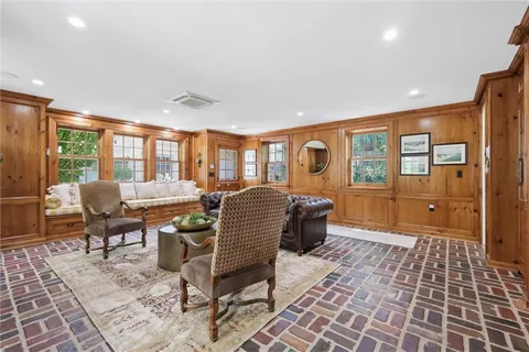 $2,095,000 | 1217 West 58th Street, Kansas City, MO 64113