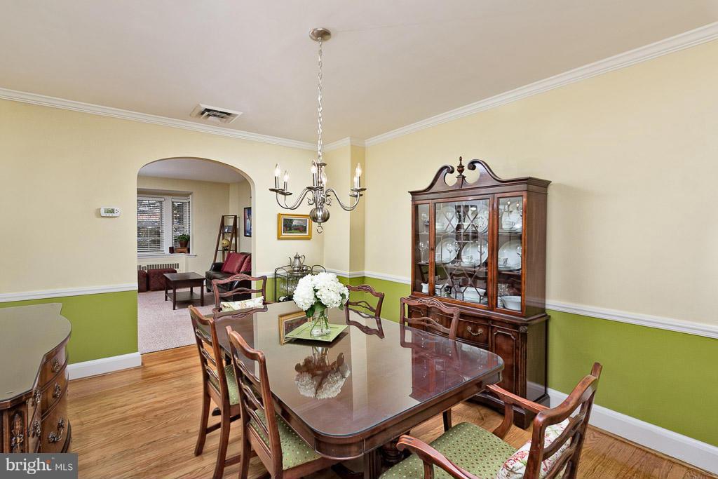 227 Dumbarton Road Baltimore, MD 21212 - Photo 10 of 30 a view of a dining room with furniture window and wooden floor