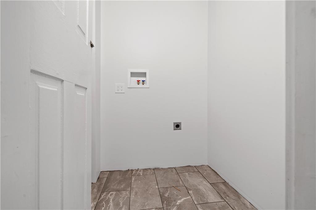 2217 Sarah Street Pittsburgh, PA 15203 - Photo 24 of 33 a view of a small space