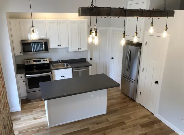 $1,500 | 726 West 6th Street, Unit 1, Bloomington, IN 47404