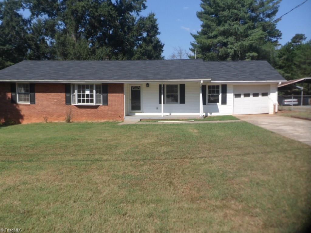 3570 Manoa Road Pfafftown, NC 27040 - Photo 1 of 14 Gallery Image 1