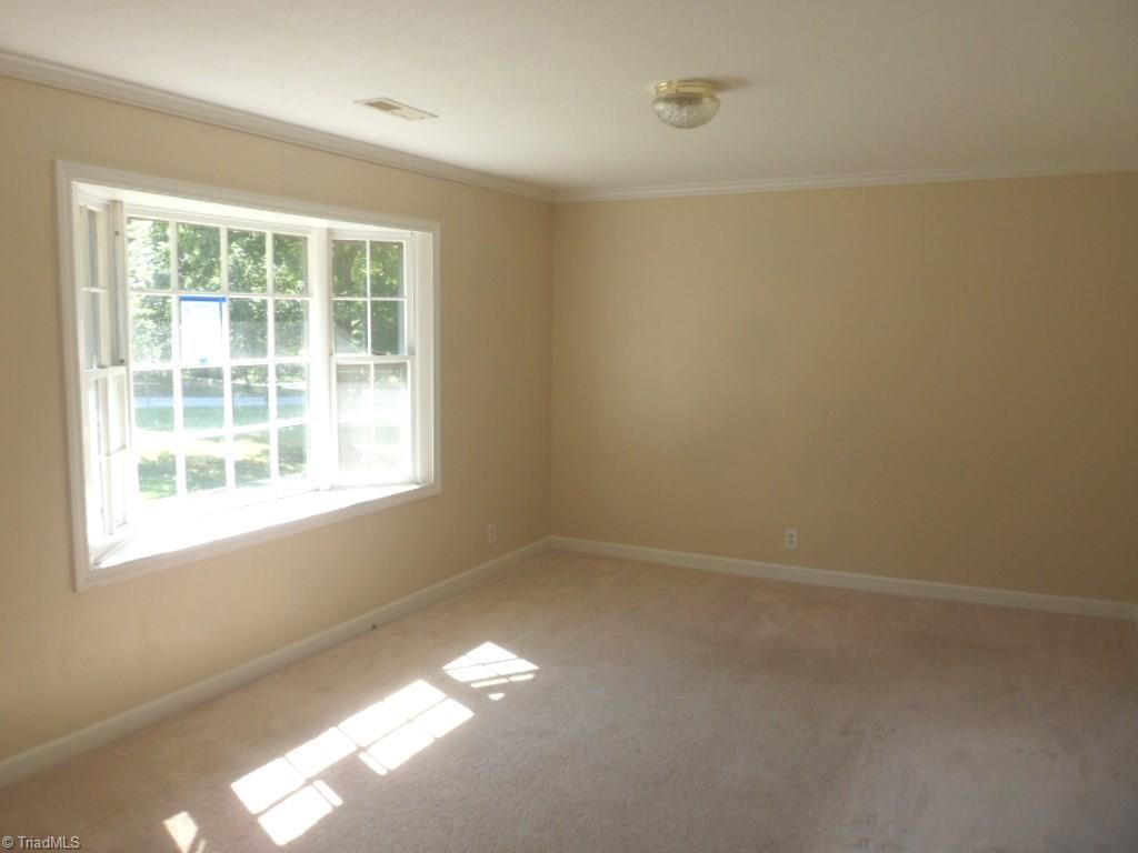 3570 Manoa Road Pfafftown, NC 27040 - Photo 2 of 14 Gallery Image 2
