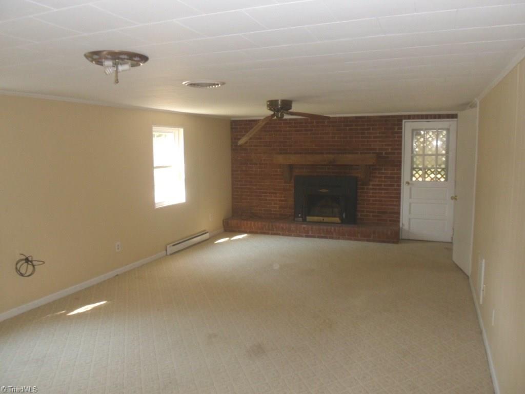 3570 Manoa Road Pfafftown, NC 27040 - Photo 4 of 14 Gallery Image 4