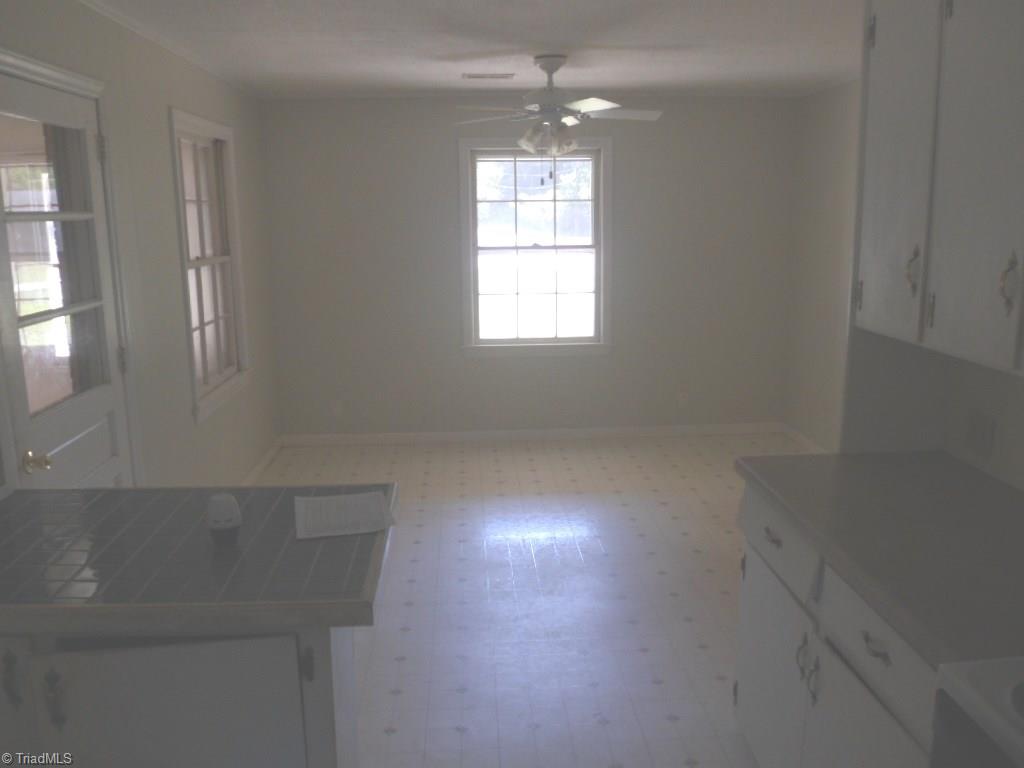 3570 Manoa Road Pfafftown, NC 27040 - Photo 6 of 14 Gallery Image 6