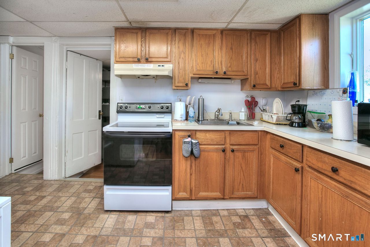 47 2nd Street Norwalk, CT 06855 - Photo 13 of 27 Gallery Image 13