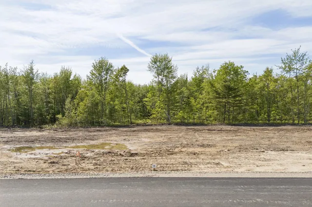 $699,900 | Lot #9 Jasper Lane, Arundel, ME 04046