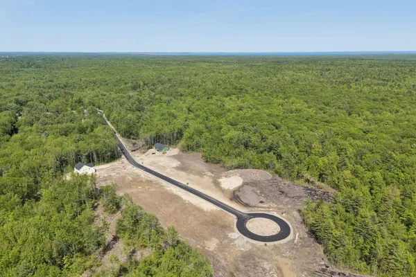 $699,900 | Lot #9 Jasper Lane, Arundel, ME 04046