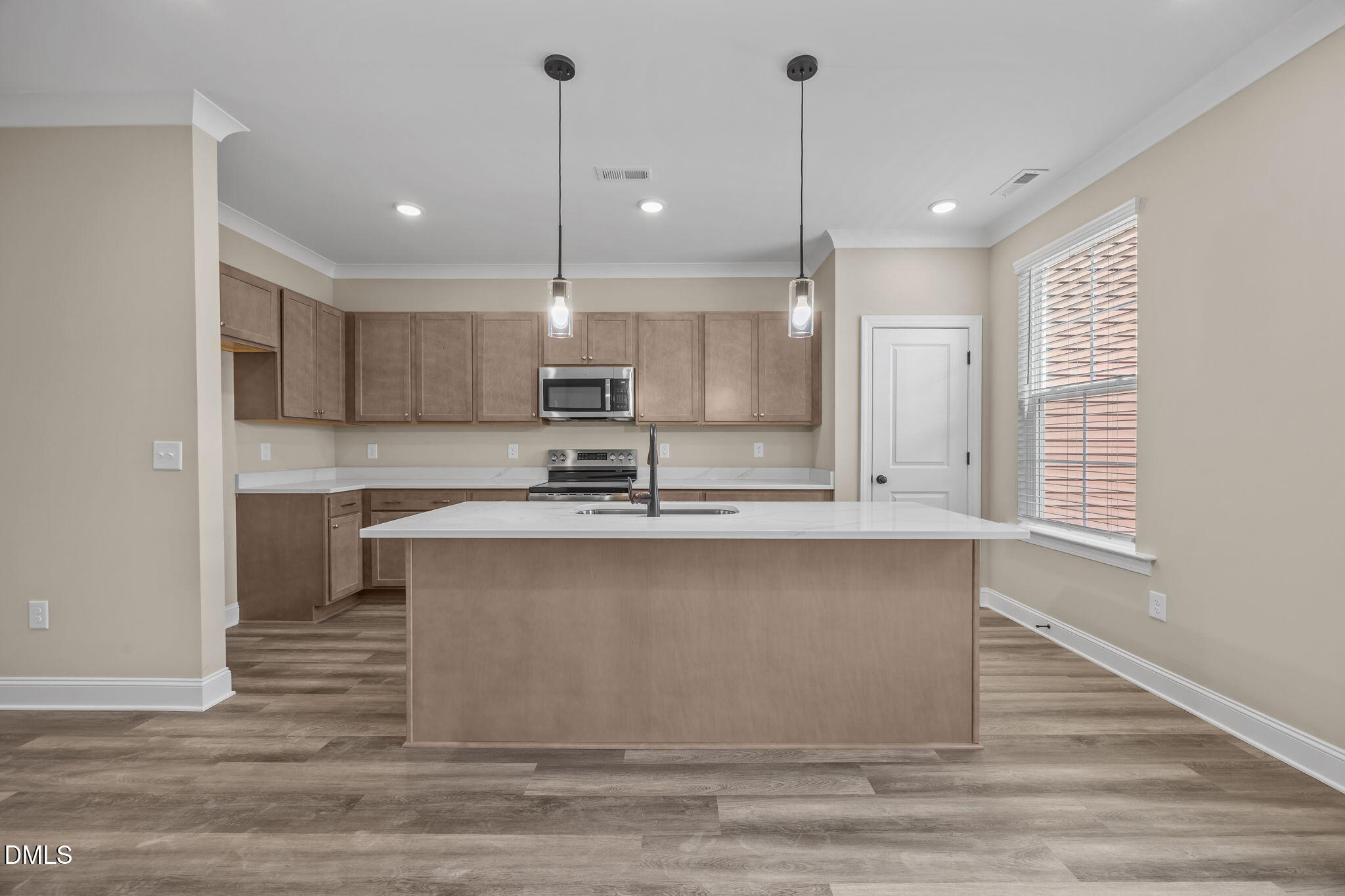 145 Pearl Street, Unit 10 Garner, NC 27529 - Photo 4 of 25 14-web-or-mls-IMG_9741