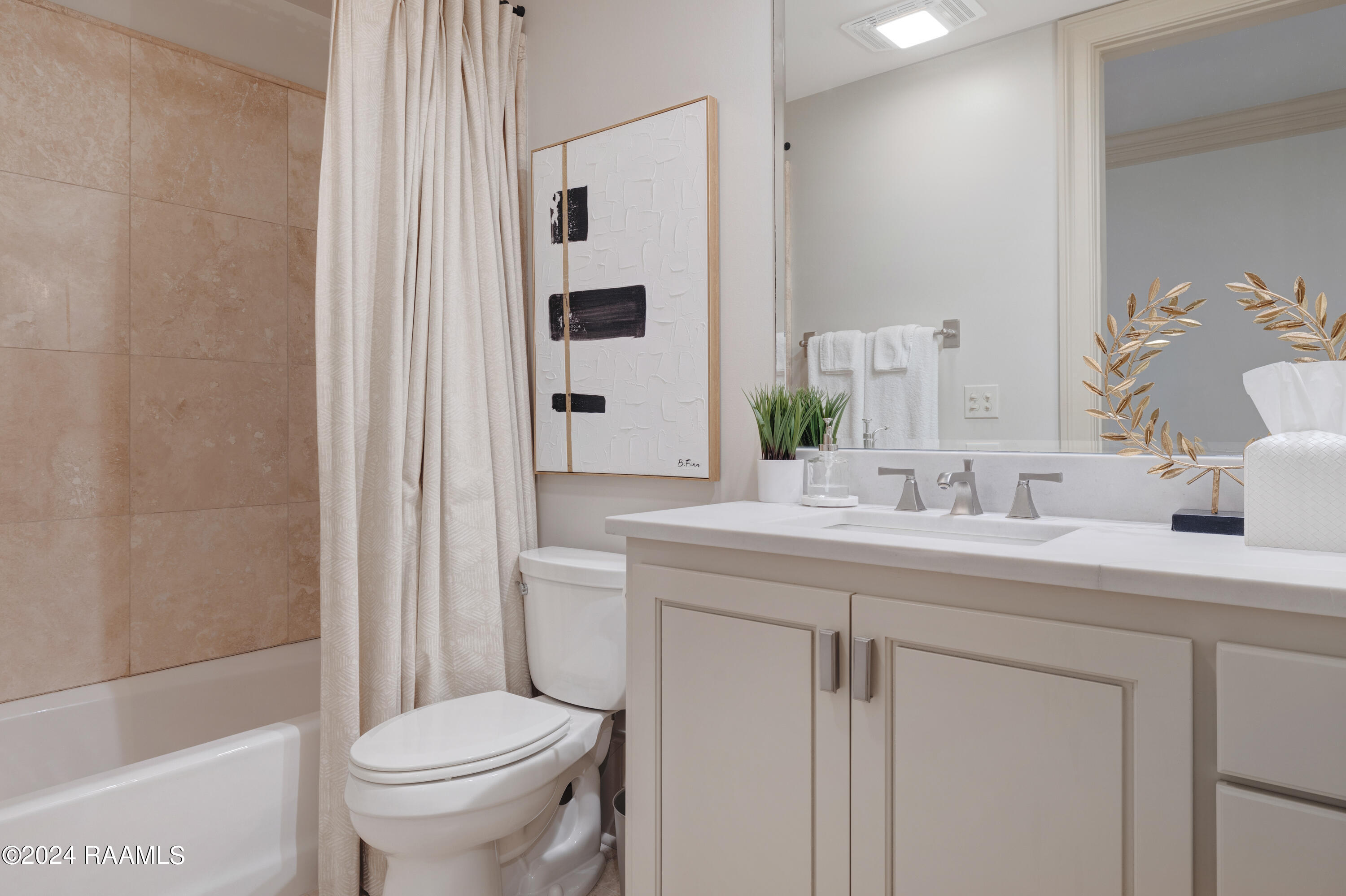 605 Silverstone Road, Unit 202B Lafayette, LA 70508 - Photo 21 of 24 202B 615 Silverstone-15
