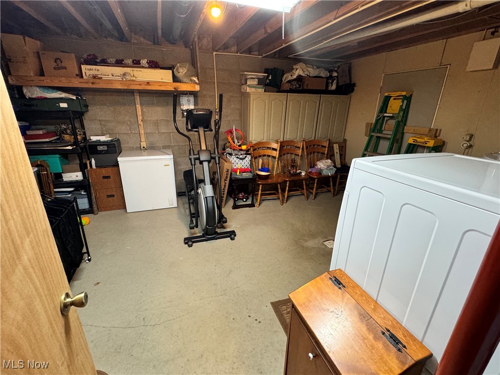 58410 Wharton Road Barnesville, OH 43713 - Photo 22 of 36 Basement with washer / dryer