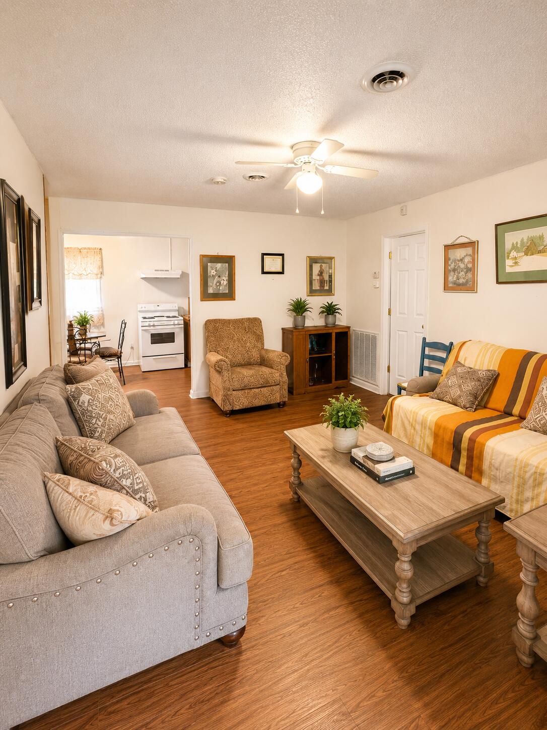 124 Emily Road Salters, SC 29590 - Photo 4 of 15 84205EF9-3D77-49DA-AF65-DC7EF93AF868