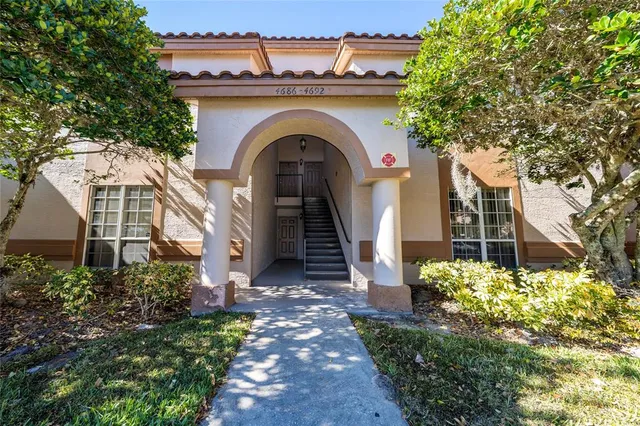 $1,750 | 4690 Pembrook Place, Unit 90, Orlando, FL 32811