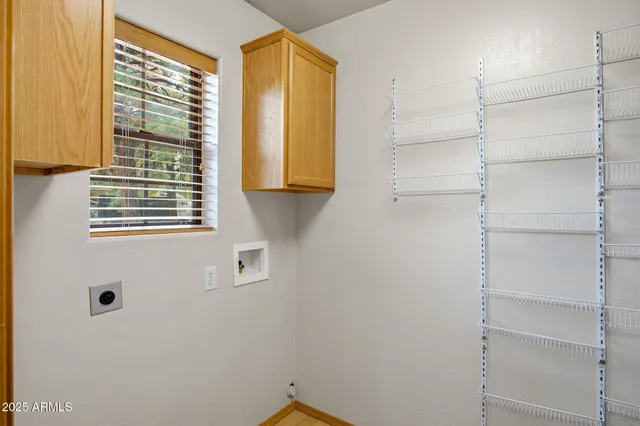 $369,000 | 2677 Palomino Trail, Overgaard, AZ 85933