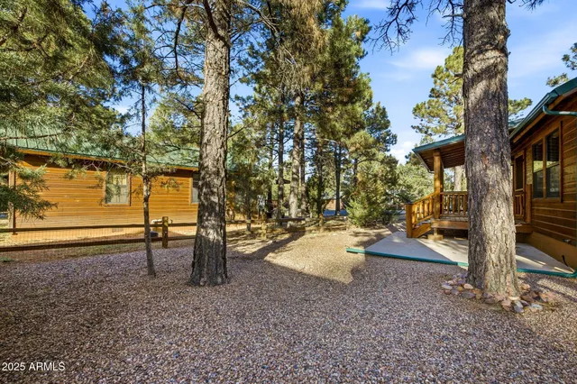$369,000 | 2677 Palomino Trail, Overgaard, AZ 85933