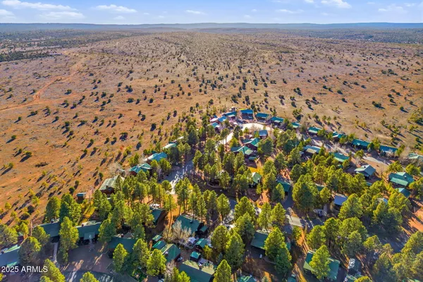 $369,000 | 2677 Palomino Trail, Overgaard, AZ 85933