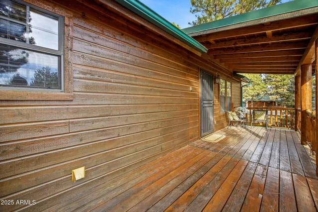 $369,000 | 2677 Palomino Trail, Overgaard, AZ 85933