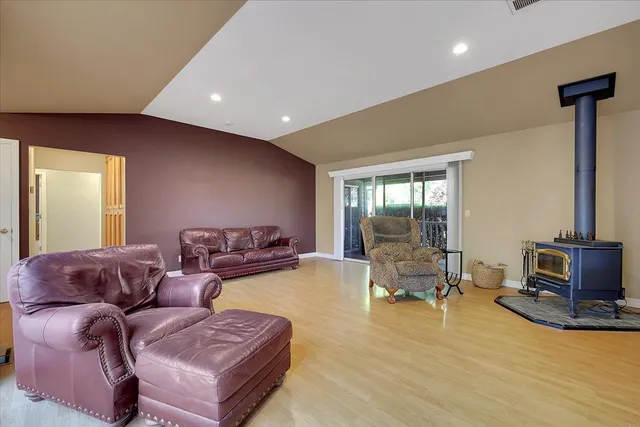 $595,000 | 8890 Daguerra Point Drive, Marysville, CA 95901