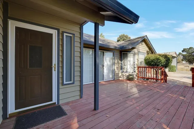 $595,000 | 8890 Daguerra Point Drive, Marysville, CA 95901