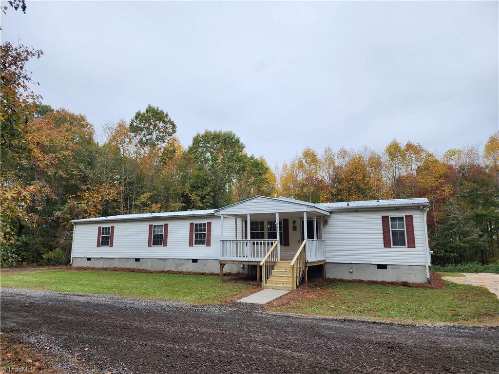 1376 Rising Vw Way Asheboro, NC 27205 - Photo 1 of 46 New sidewalk, front steps and roof.