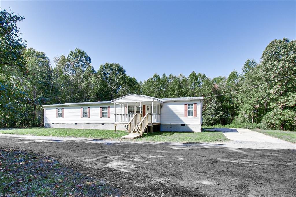 1376 Rising Vw Way Asheboro, NC 27205 - Photo 5 of 46 Gallery Image 5