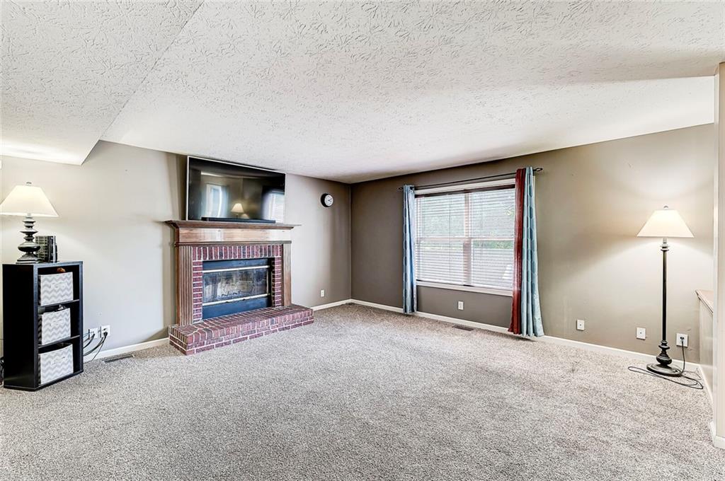 2432 Inishmore Court Indianapolis, IN 46214 - Photo 5 of 31
